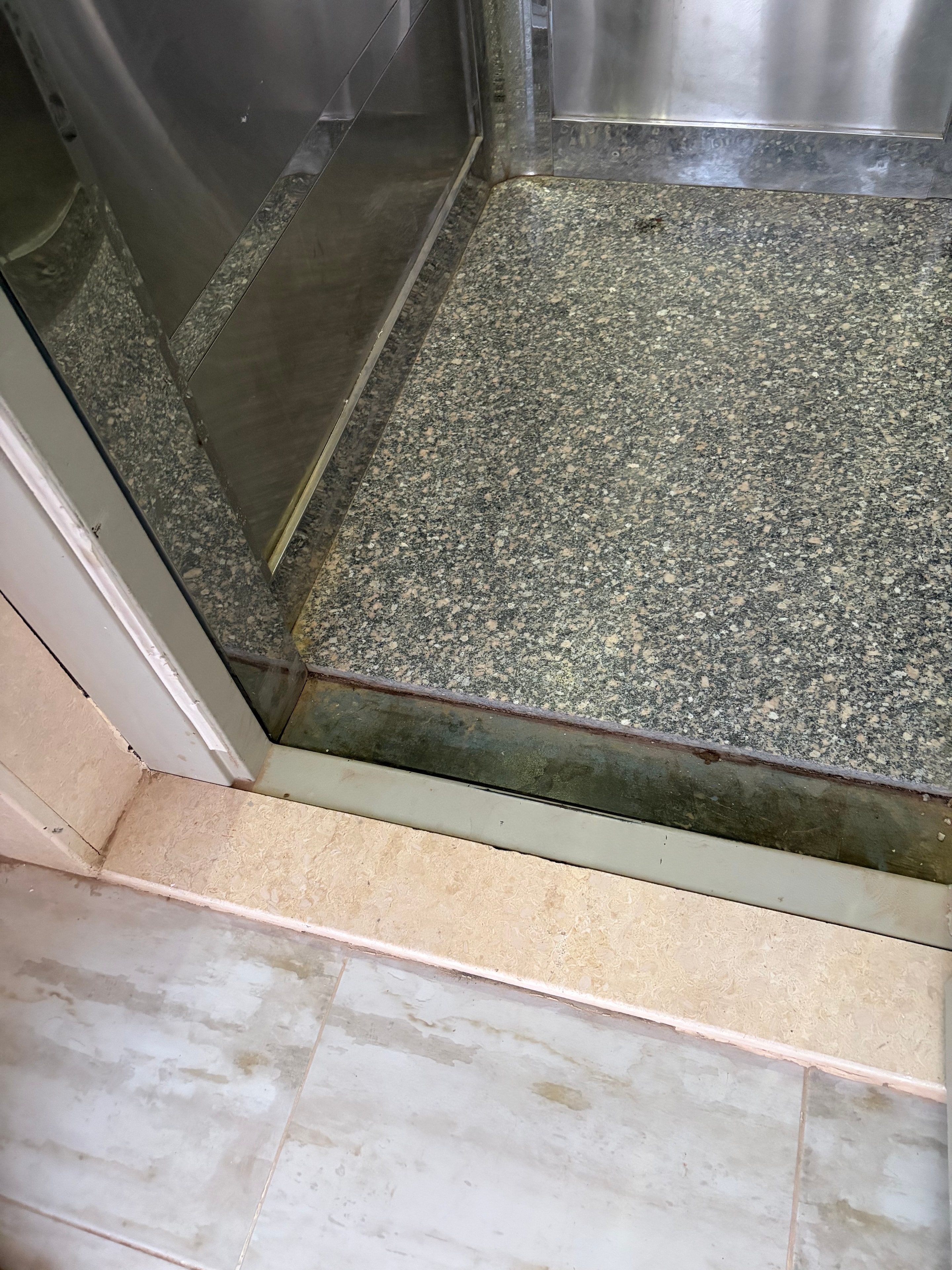 Lifts & elevators — owner evidence photo