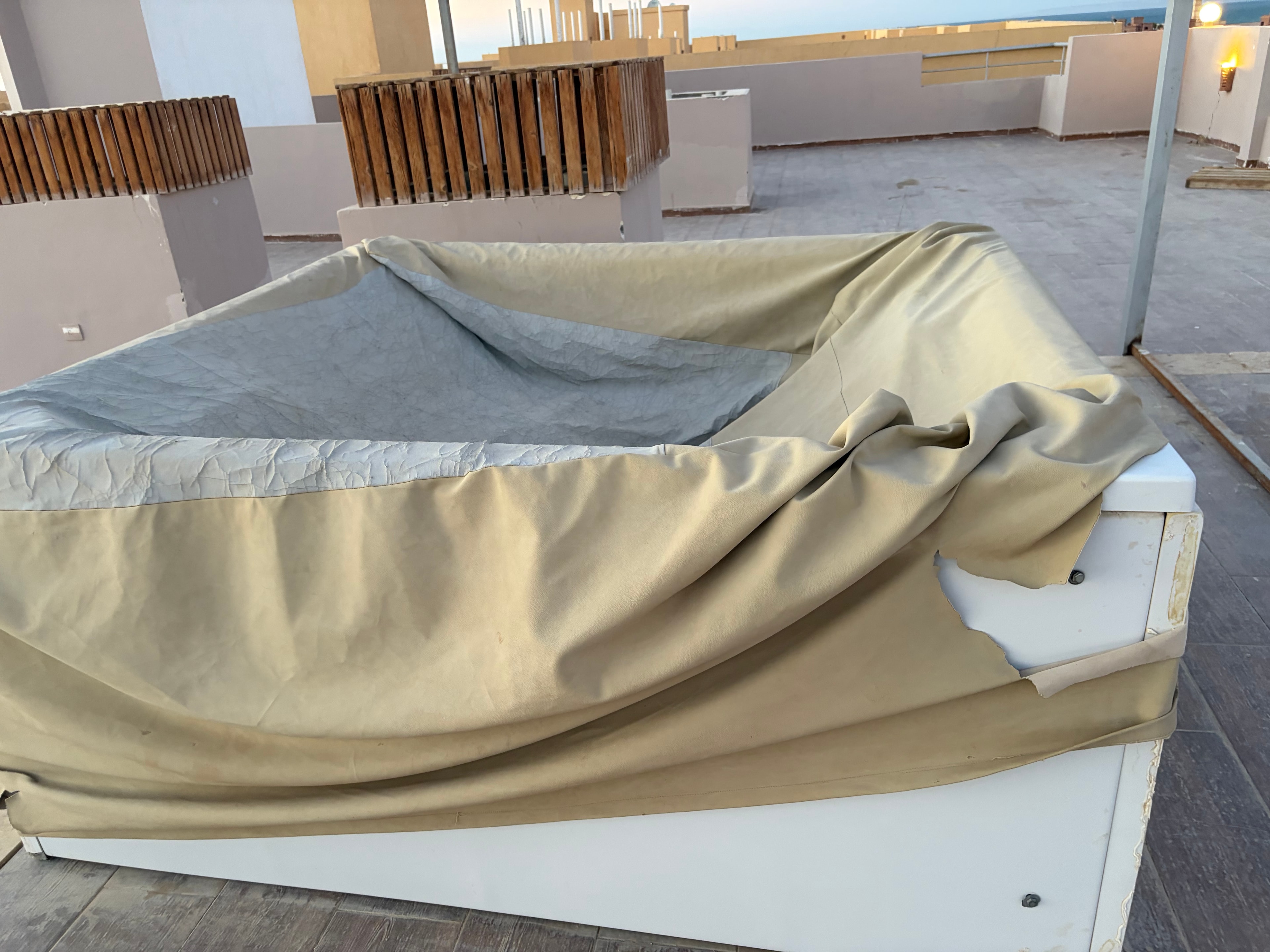 Rooftop adult relaxation zone — reality owner photo 28